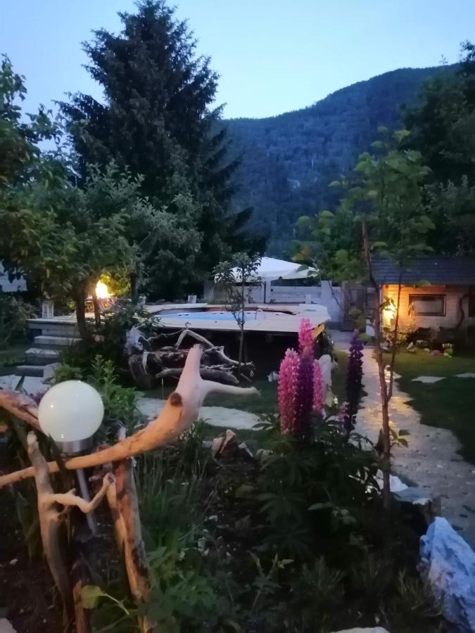 Apartma Zeus Jesenice Eksteriør bilde